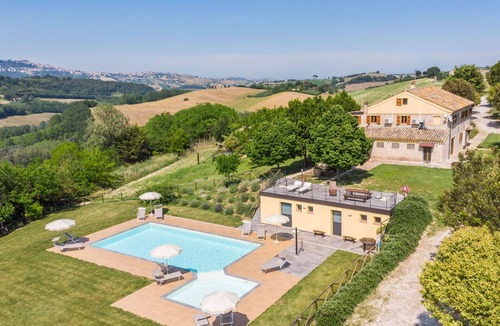 Fermo Villa | Villa Soffio with pool in the hills of Fermo, only 20 minutes from the Adriatic coast.