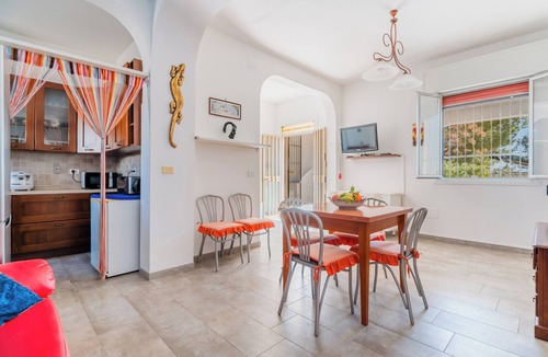 Specchiarica Apartment | Villetta Faro Azzurro by BarbarHouse