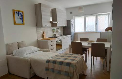 L'Aquila House | Villino Maria Pia, appartamento in villino in centro storico L'Aquila