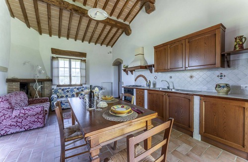Radicondoli House | Wonderful private villa for 4 people with pool, WIFI, TV and panoramic view