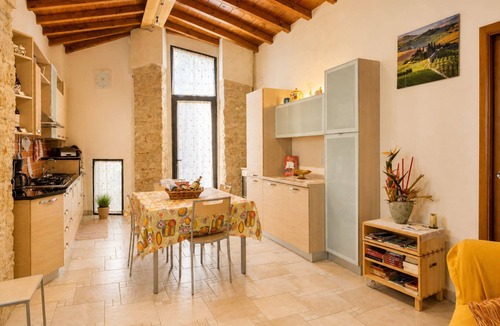 Asciano Villa | Wonderful private villa for 4 people with WIFI, pool, A/C, TV and terrace