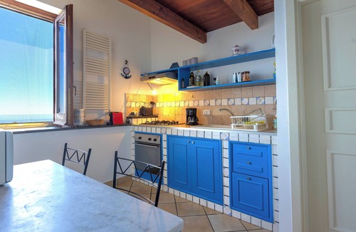 Conca dei Marini House | Wonderful Seaside House On The Amalfi Coast – Seaview Terrace & Fast Wi-Fi!