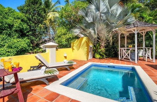 Mullins House | Woodlands Luxury Villas