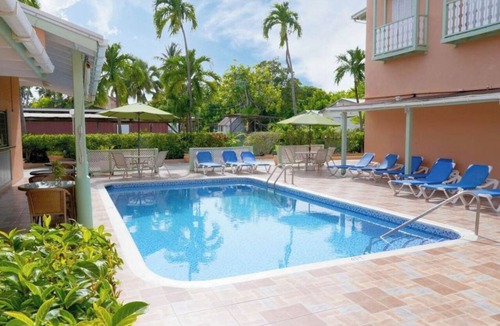 Worthing Apartment | Your Perfect Barbados Base Near Beaches & Nightlife l Outdoor Pool
