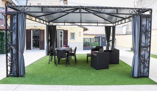 2-bedroom apartment in lovely Salerno with AC and comfort