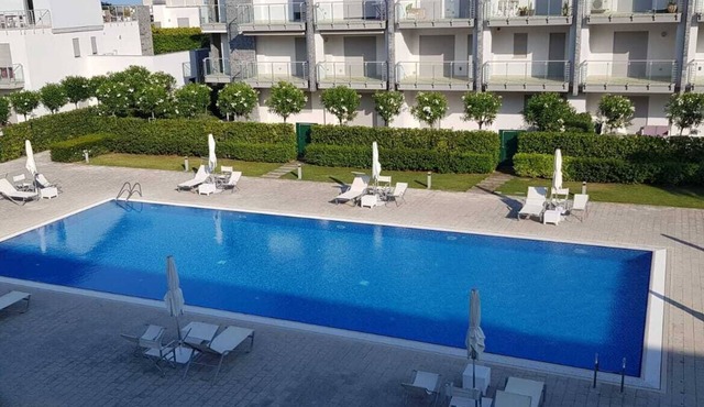 Adorable 2-bedroom condo with AC in charming Silvi