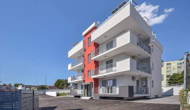 Amazing apartment in Casoria with WiFi