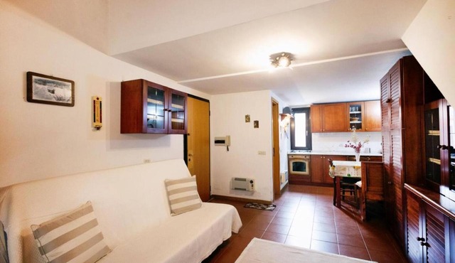 Apartment 'Dimora Annilor Castel Di Sangro' with Shared Garden, Wi-Fi and Air Conditioning in Castel di Sangro