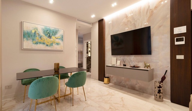 Apartment 'Ginex Luxury Suite' with Balcony, Wi-Fi and Air Conditioning