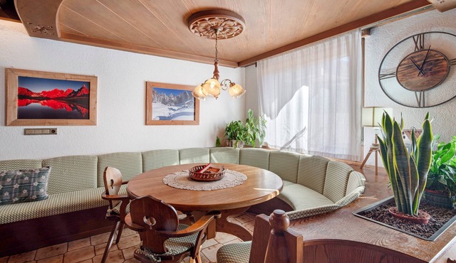 Apartment 'Il Feudo' with Mountain View, Balcony and Wi-Fi in Predazzo