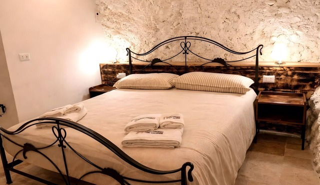 Apartment 'Cafuorchie - Arco Pronti' with Mountain View, Wi-Fi and Air Conditioning