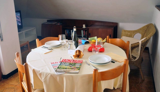 Apartment 'Mansarda A Moneglia' with Balcony, Wi-Fi and Air Conditioning in Moneglia
