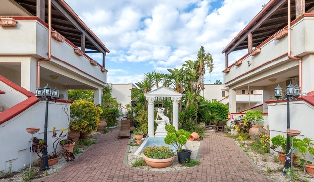 Apartment 'Oasi' with Private Terrace, Wi-Fi and Air Conditioning in Torre Santa Sabina