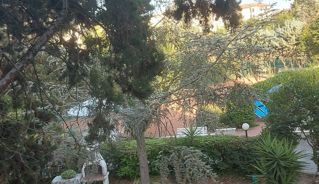 Apartment with Swimming Pool and Tennis