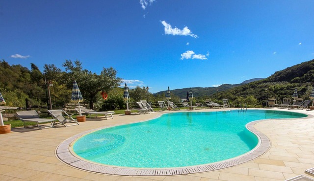Awesome home in Cicerale