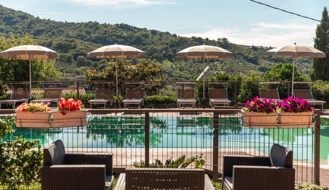 B&B La Mortella With Pool