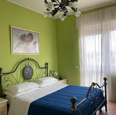 B&B Sarien