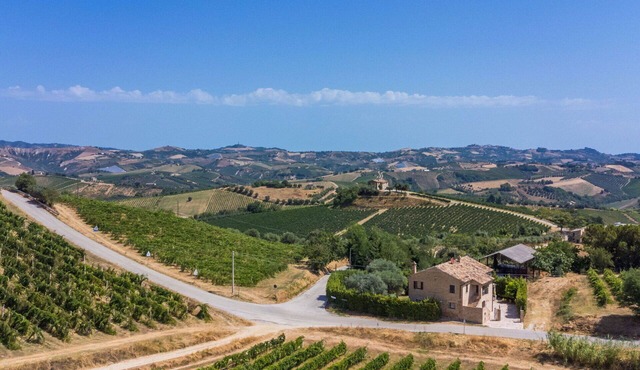 Beautiful private villa for 4 guests with terrace and panoramic view