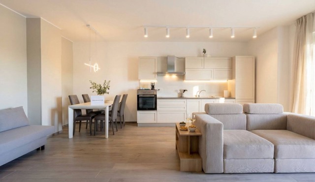 Borgo Felice 107 - Terrace Apartment +Free parking in Bari