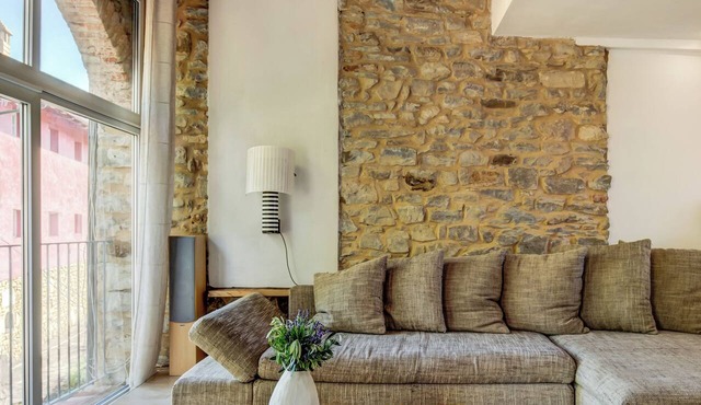 Casa Crema: 200 m2, high ceilings, large pool, billiards/pool/game/laundry room. in Piemonte