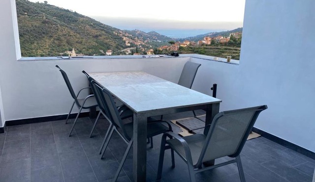Casa Diciotto in Dolcedo