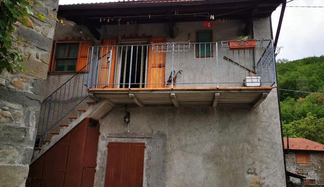 Casa immersa nella natura in Capanne di Sillano
