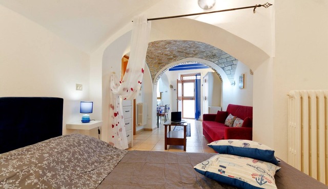 Casa Incantata - Studio Apartment, Sleeps 2