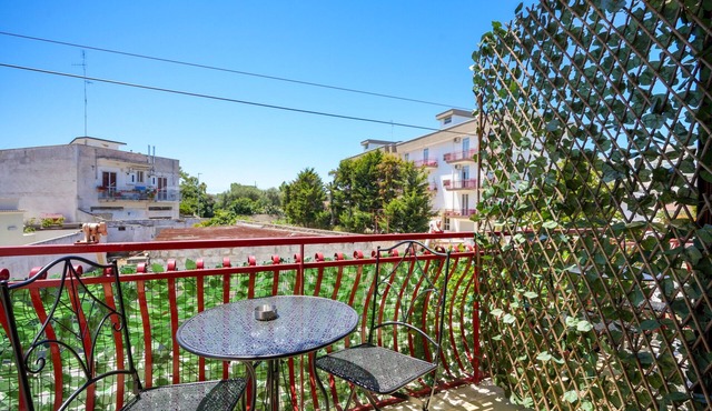 Casa Merlino - Triple Room with Balcony