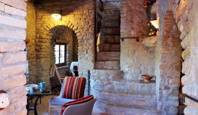 Charming Countryside Villa with Pool near beaches and mountains