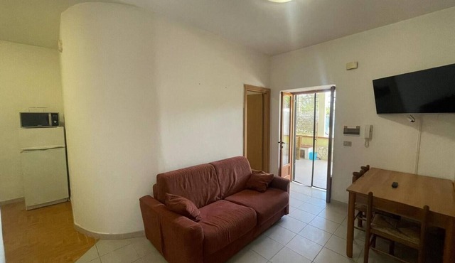 Comfortable three-room apartment with two bathrooms and ground floor - Porticello in Defensola