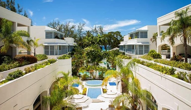 Comforts of Home! 4 Relaxing Units, Onsite Pool! Close to St Lawrence Gap!