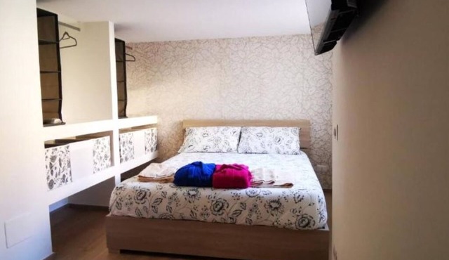Cozy 1-bedroom apartment with WiFi, AC in enjoyable Triggiano