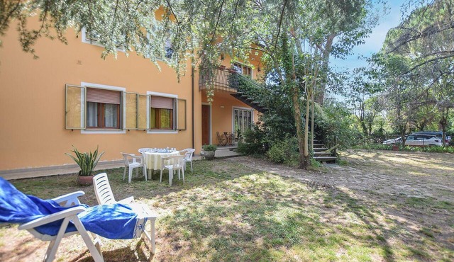 Cozy apartment in Calci in Calci