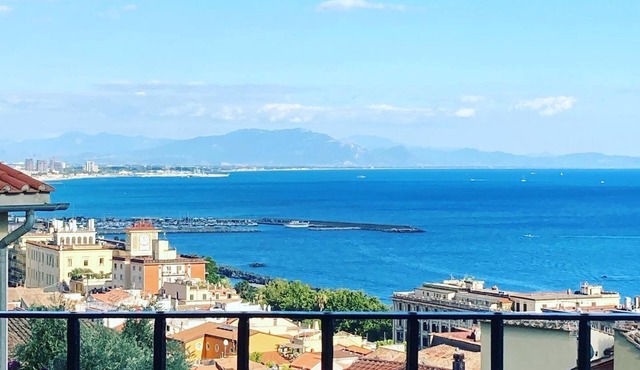 Fantastic apartament sea view !