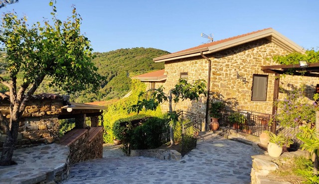 Homerez - Nice studio 10 km away from the beach for 3 ppl. at Ogliastro Cilento