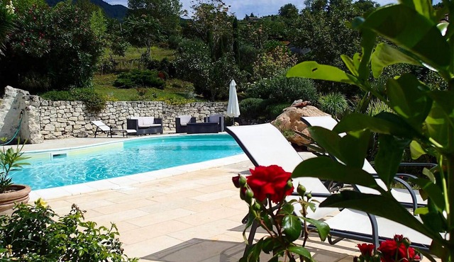 Homerez - Villa 4 km away from the beach with swimming-pool, jacuzzi and terrace in Provincia di Cosenza