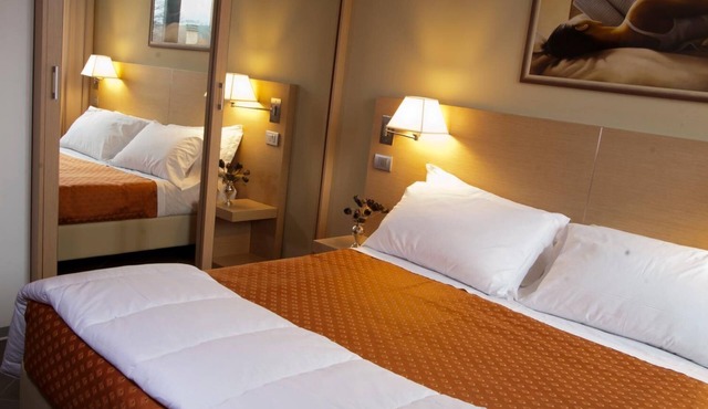 Hotel Main Street in Rimini