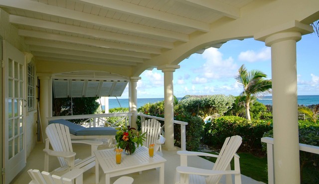 Inchcape Seaside Villas right on Silver Sands Beach - House Sunset downstairs