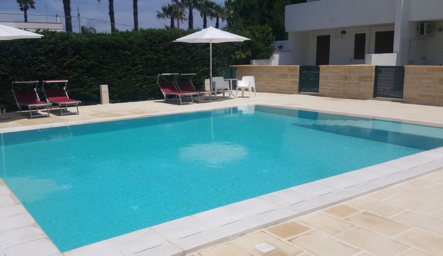 Vacation Home Villa Piscina 24 Posti Letto with Balcony, A/C, Garden, Pool & Terrace in Torre dell'Orso - Melendugno (LE)