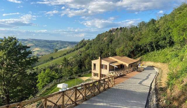 Italian Experience-La Casa Nel Bosco in Ripatransone
