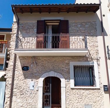 La casa di B
