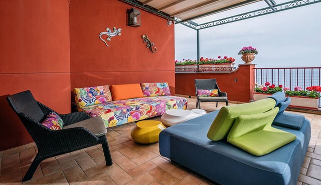 La casa di Luna Amazing sea view for up to 5 people!