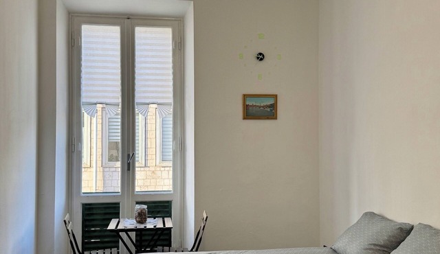 Large apartment for your group in the center of Livorno near the port