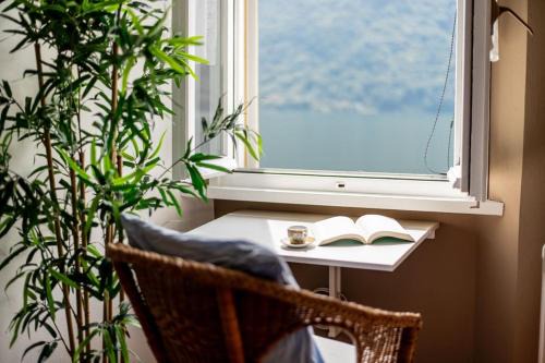 Lavanda Lake View Studio in Oria