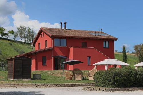Le Dame Maneggio & Agriturismo, Marche in Montegranaro