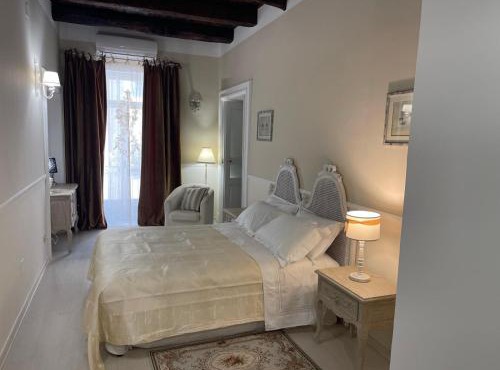 Le Rose Inn