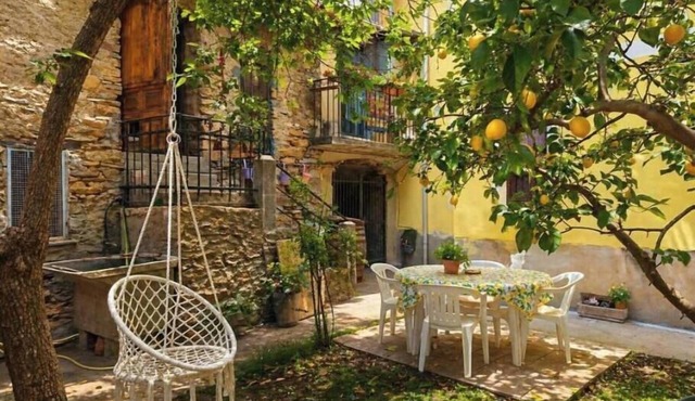 Lemon Grove. in Villa Viani
