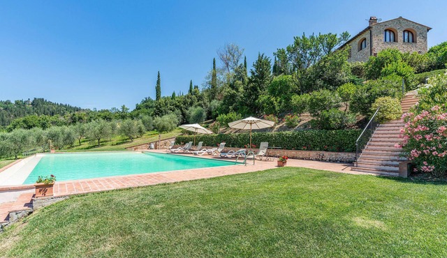 Lovely home in Montespertoli FI