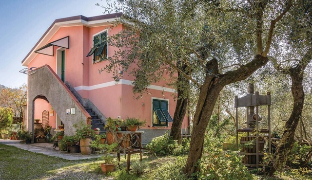 Lovely home in Moneglia GE with WiFi in Moneglia GE