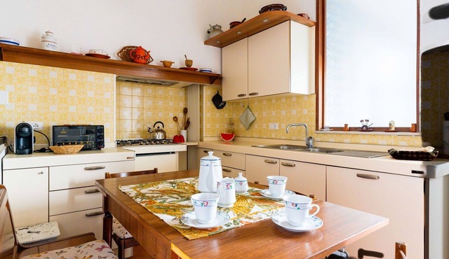 Lovely apartment for 6 guests with WIFI, A/C, balcony and pets allowed in San Bartolomeo Al Mare
